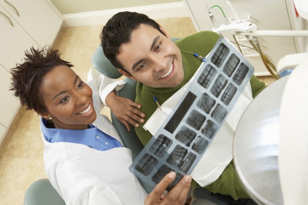 What To Expect When Visiting A Dental Office For The First Time